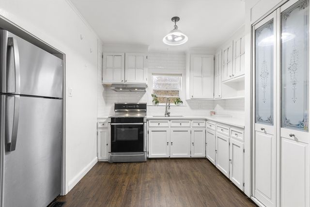 42 Pinehurst Ave, Billerica, MA 01821