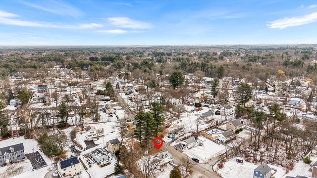 42 Pinehurst Ave, Billerica, MA 01821