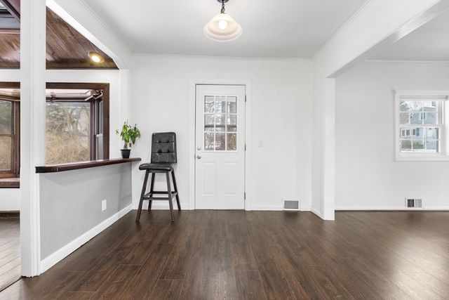 42 Pinehurst Ave, Billerica, MA 01821