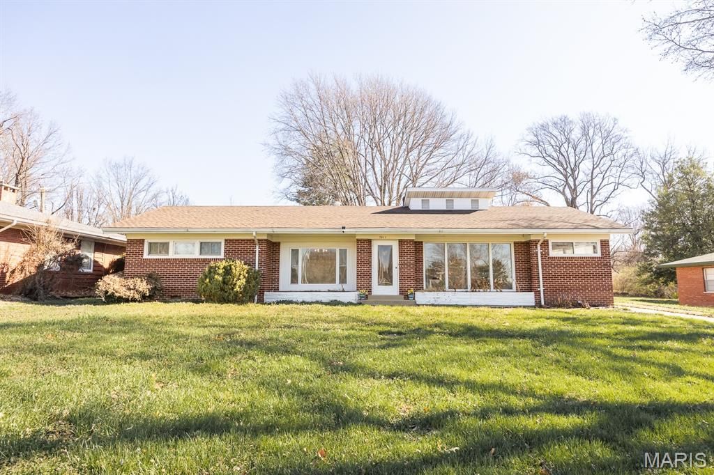 7911 W Main Street, Belleville, IL 62223