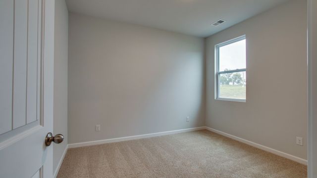 205 Dark Fire Lane, Portland, TN 37148