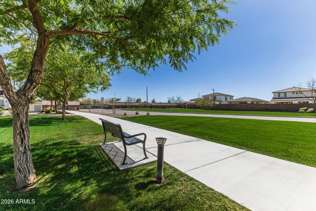 1478 E LODGEPOLE Drive, Gilbert, AZ 85298