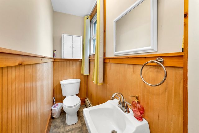 9 Hunt Avenue, Franklin, NH 03235