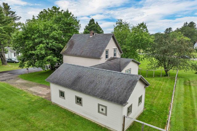9 Hunt Avenue, Franklin, NH 03235