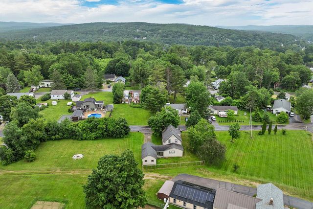 9 Hunt Avenue, Franklin, NH 03235