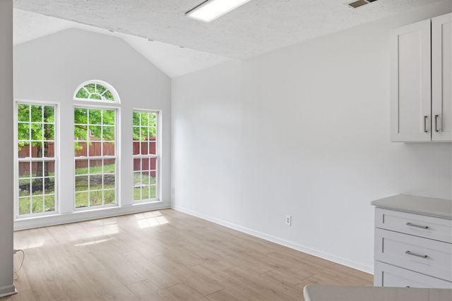 1264 W Running Brook Rd, Nashville, TN 37209