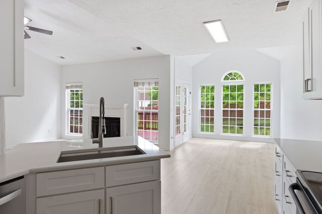 1264 W Running Brook Rd, Nashville, TN 37209