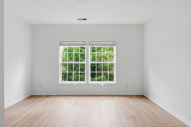 1264 W Running Brook Rd, Nashville, TN 37209