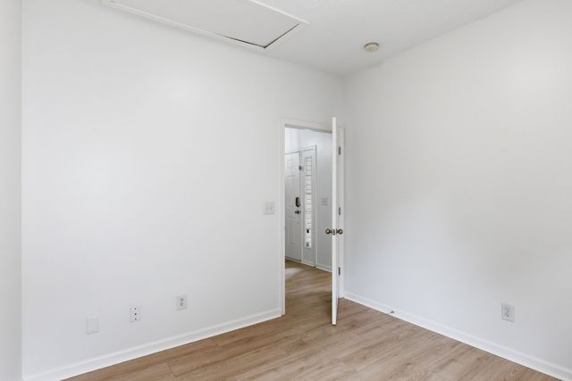 1264 W Running Brook Rd, Nashville, TN 37209