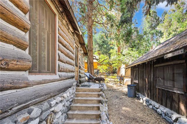 41099 Valley of the Falls, Forest Falls, CA 92339
