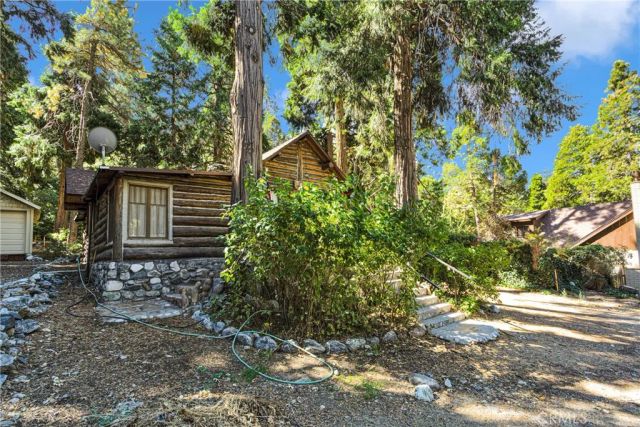41099 Valley of the Falls, Forest Falls, CA 92339