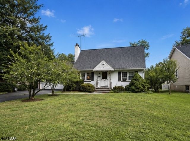76 Linwood Ave, Midland Park Boro, NJ 07432