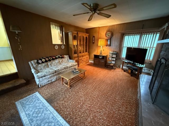 76 Linwood Ave, Midland Park Boro, NJ 07432