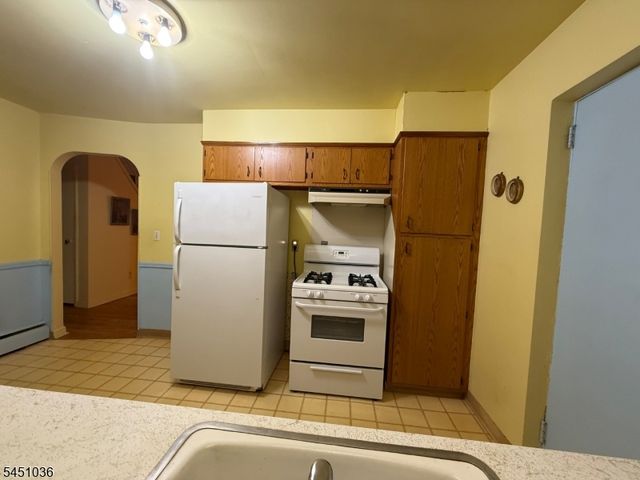 76 Linwood Ave, Midland Park Boro, NJ 07432