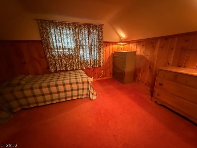 76 Linwood Ave, Midland Park Boro, NJ 07432