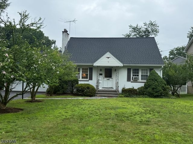 76 Linwood Ave, Midland Park Boro, NJ 07432