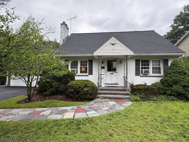 76 Linwood Ave, Midland Park Boro, NJ 07432