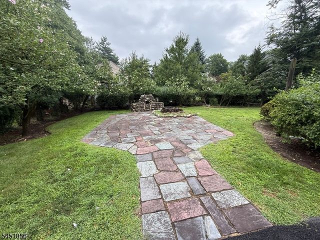 76 Linwood Ave, Midland Park Boro, NJ 07432