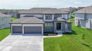 19320 W 114th Terrace, Olathe, KS 66061
