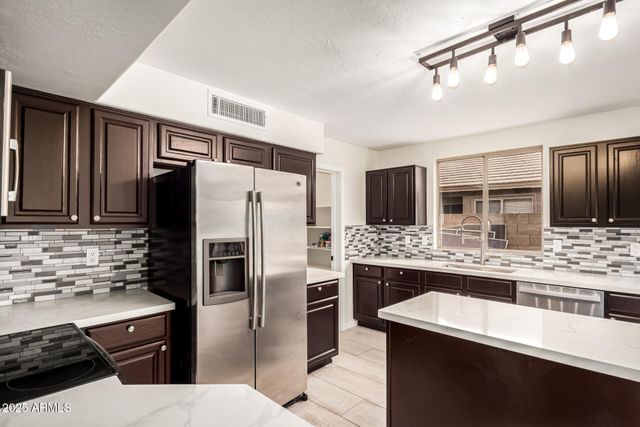 21078 N 74TH Lane, Glendale, AZ 85308