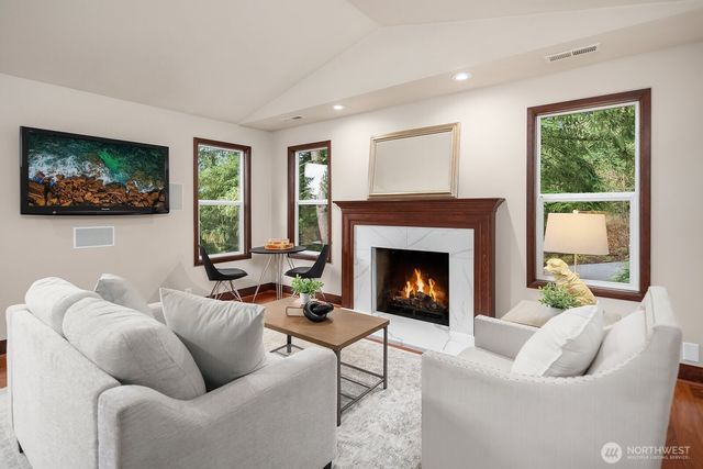 14826 200th Avenue SE, Renton, WA 98059