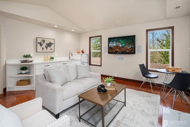 14826 200th Avenue SE, Renton, WA 98059