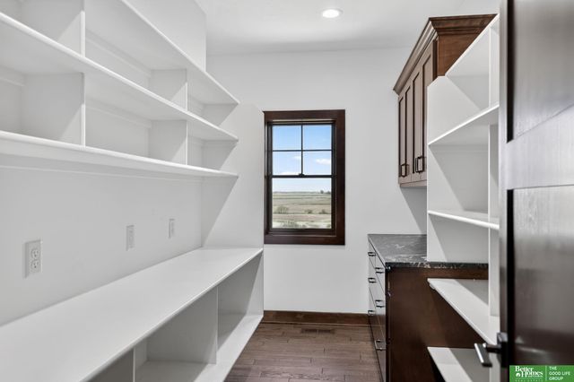 2375 County Road 39, Omaha, NE 68142