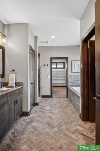 2375 County Road 39, Omaha, NE 68142
