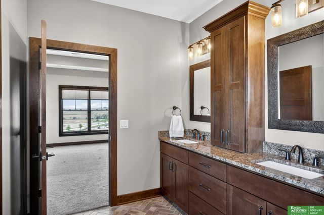 2375 County Road 39, Omaha, NE 68142