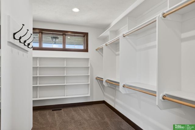 2375 County Road 39, Omaha, NE 68142