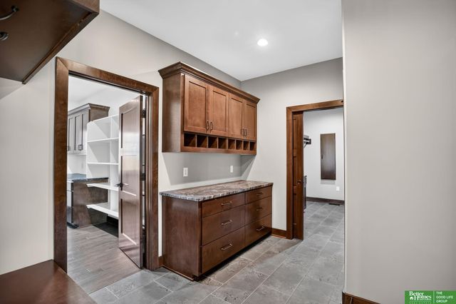 2375 County Road 39, Omaha, NE 68142
