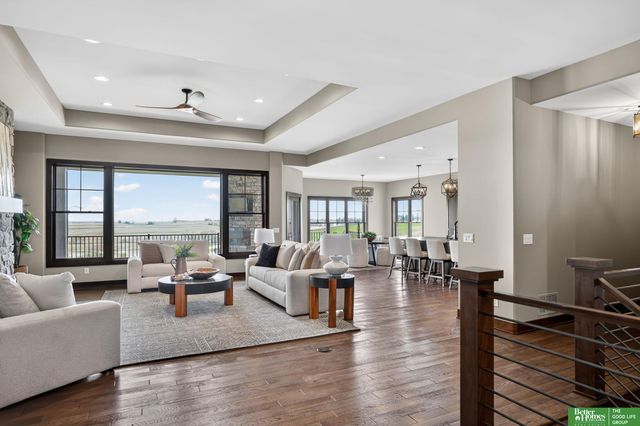 2375 County Road 39, Omaha, NE 68142