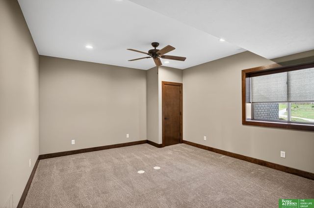 2375 County Road 39, Omaha, NE 68142