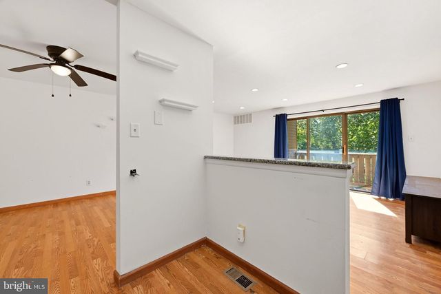 2103 WOODHOLLOW DR, Marlton, NJ 08053