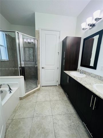 12432 NW 18th Ct, Pembroke Pines, FL 33028