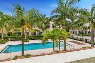 12432 NW 18th Ct, Pembroke Pines, FL 33028