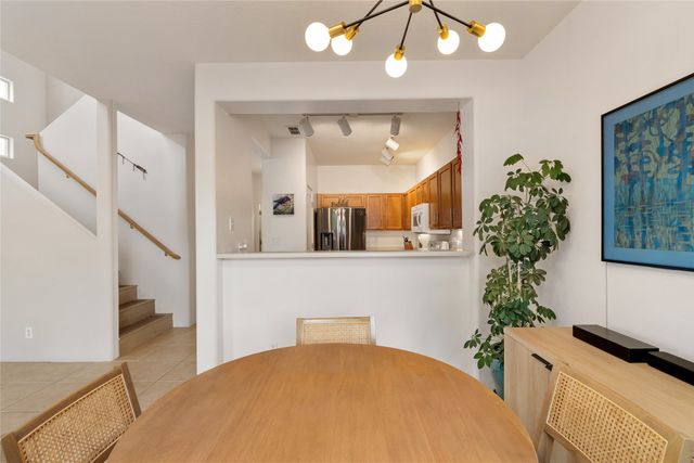 13 Saddleback Mesa, Santa Fe, NM 87508