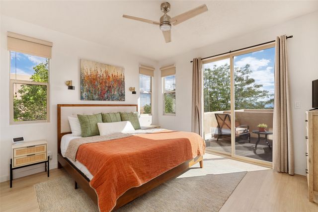 13 Saddleback Mesa, Santa Fe, NM 87508