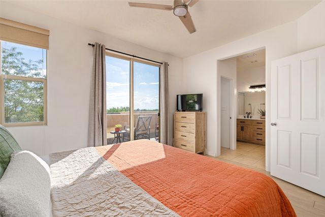 13 Saddleback Mesa, Santa Fe, NM 87508