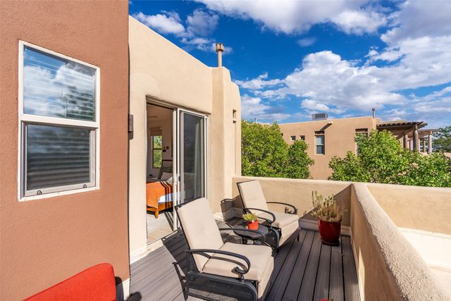 13 Saddleback Mesa, Santa Fe, NM 87508