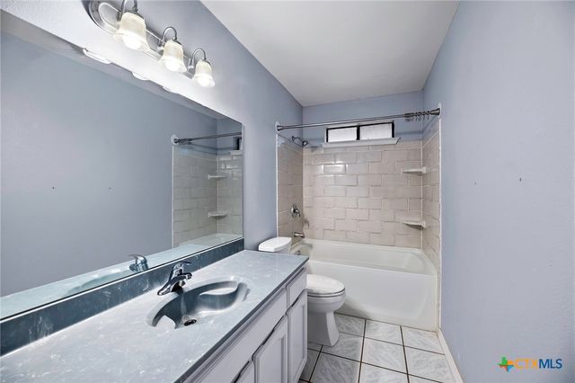 2319 Willow Drive, Portland, TX 78374