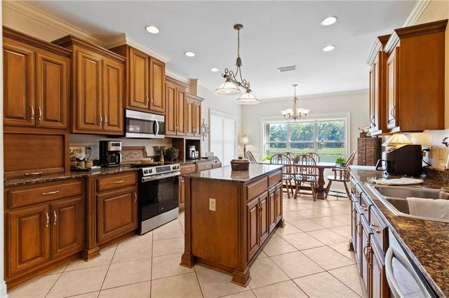 8718 Lake View Drive, Fairhope, AL 36532