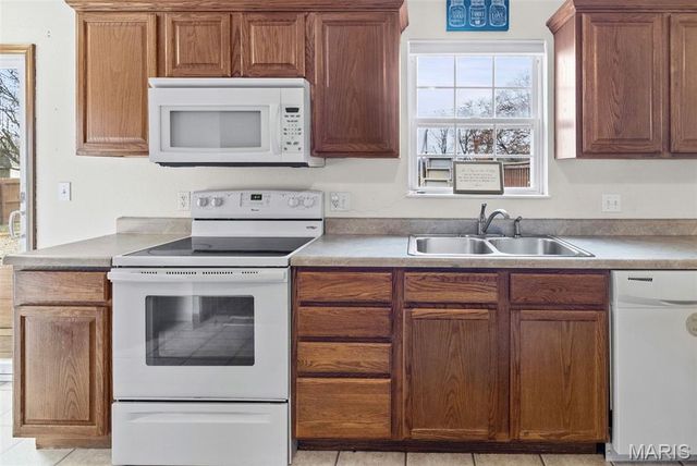 507 N Shirley Street, Worden, IL 62097