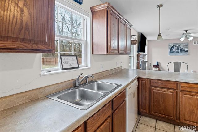 507 N Shirley Street, Worden, IL 62097