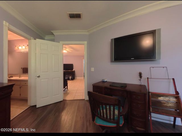 1701 THE GREENS Way 1321, Jacksonville Beach, FL 32250