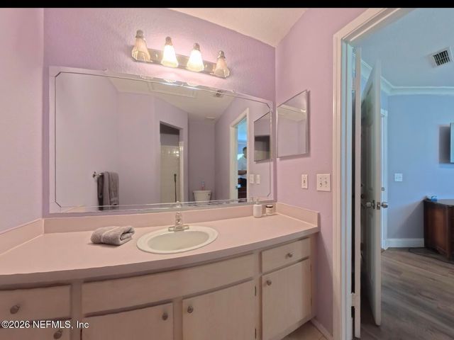 1701 THE GREENS Way 1321, Jacksonville Beach, FL 32250