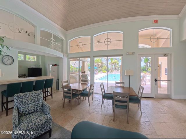 1701 THE GREENS Way 1321, Jacksonville Beach, FL 32250