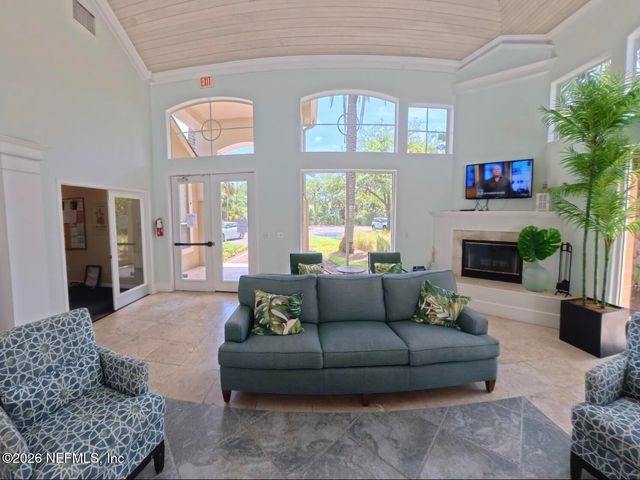 1701 THE GREENS Way 1321, Jacksonville Beach, FL 32250