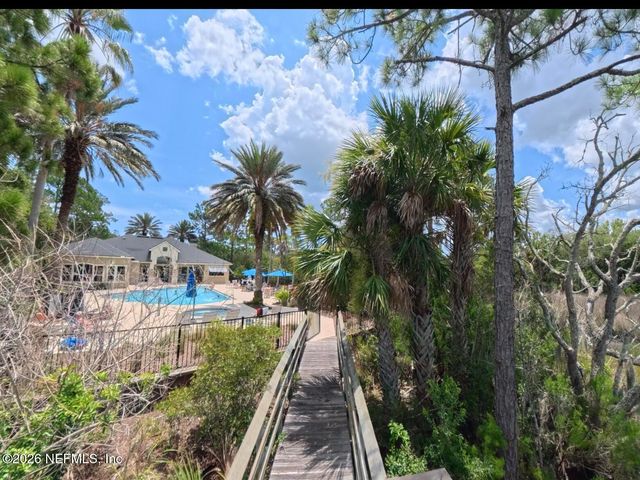 1701 THE GREENS Way 1321, Jacksonville Beach, FL 32250