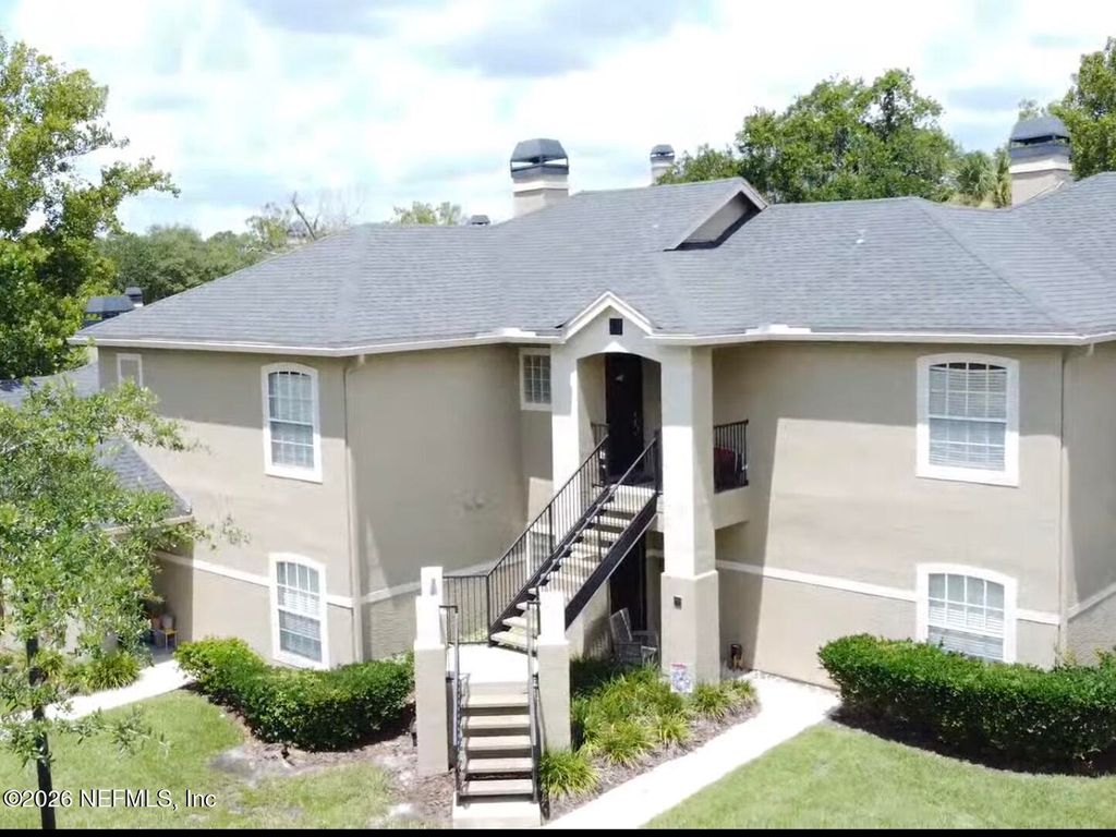 1701 THE GREENS Way 1321, Jacksonville Beach, FL 32250